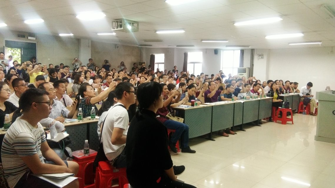 生物分會(huì)場(chǎng),主講專家:九江市一中江雪青老師